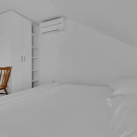 Apartment Seafront Tucepi