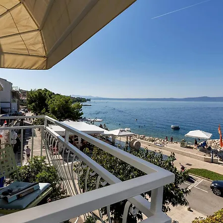 Apartment Seafront