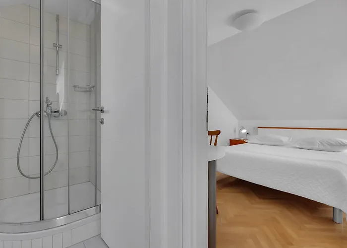 Seafront Apartament *